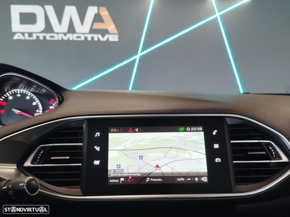 Peugeot 308 1.2 PureTech Business Line - 19