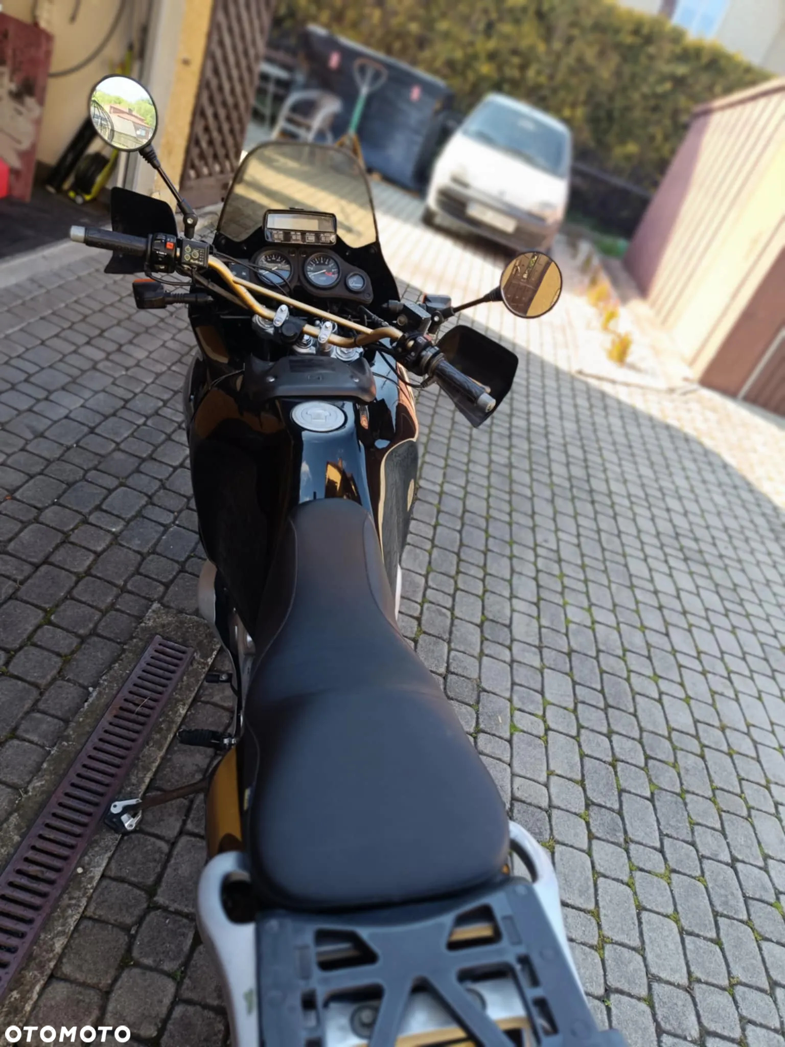 Honda XRV