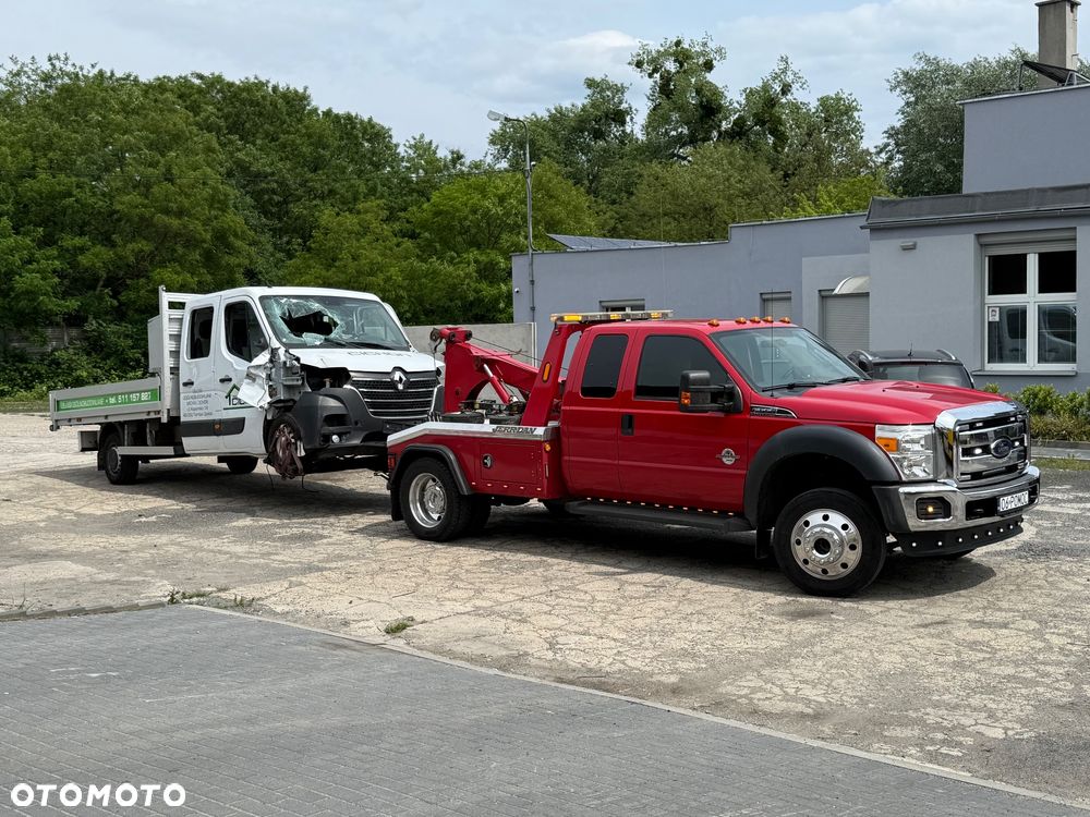 Ford F550 - 26