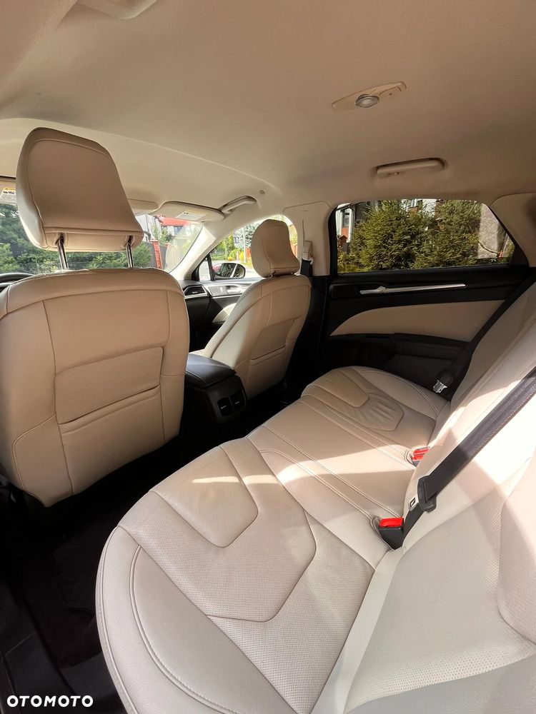 Ford Mondeo - 7