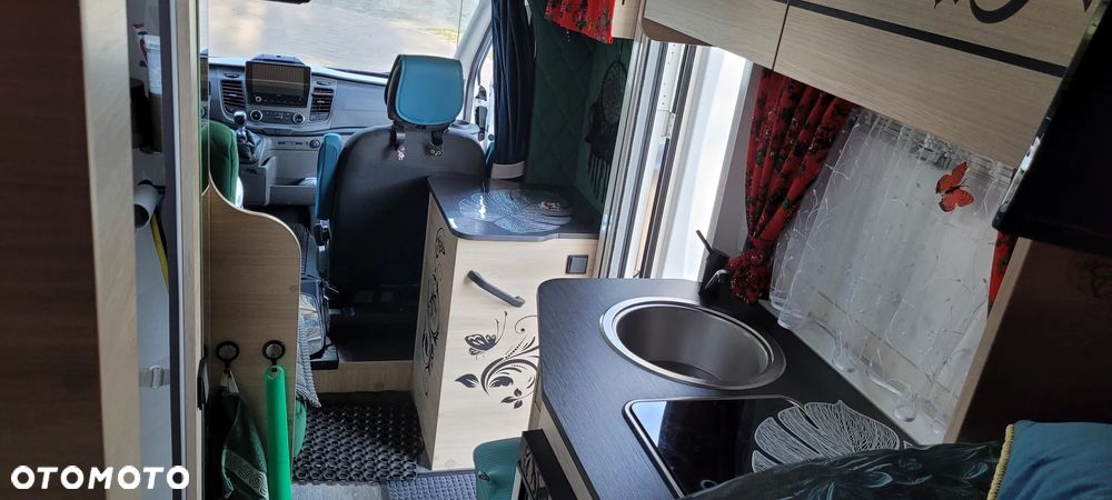 Ford Transit - 13