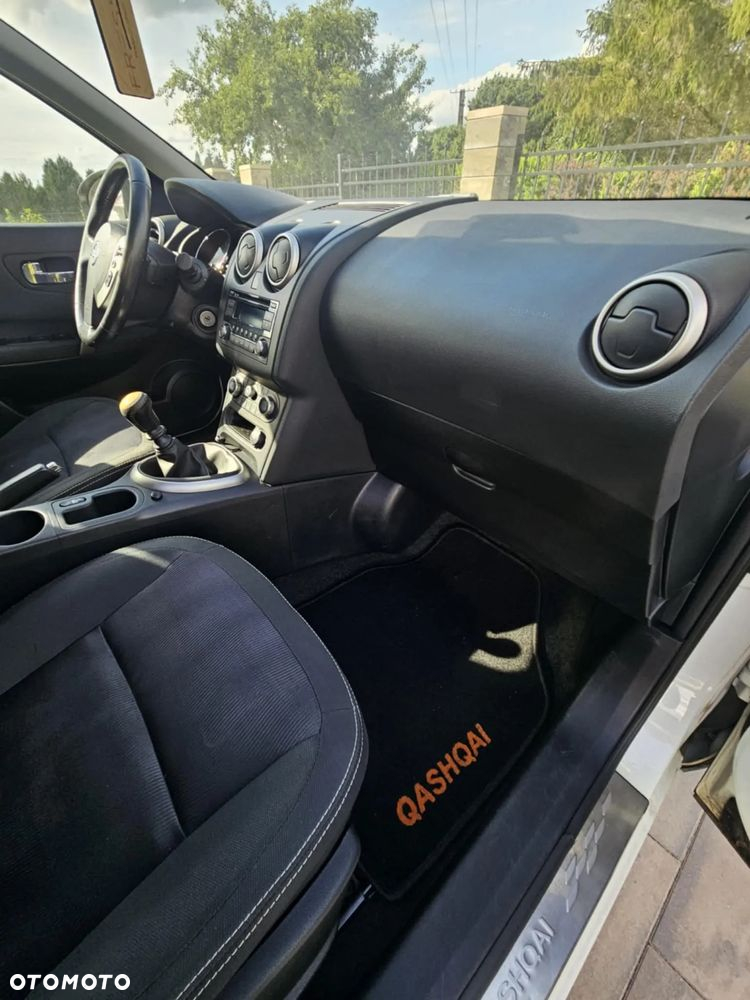 Nissan Qashqai - 11