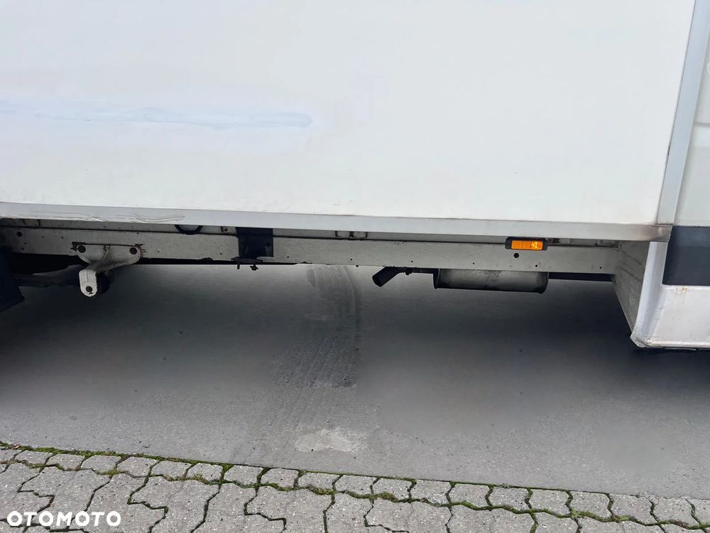 Volkswagen Crafter - 12