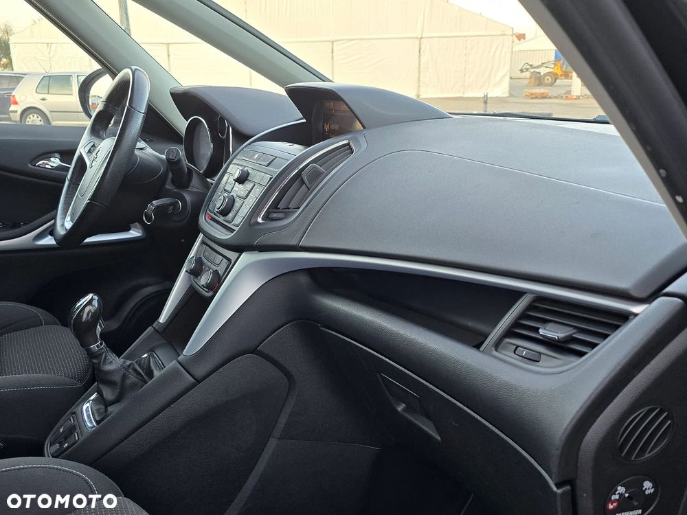 Opel Zafira 2.0 CDTI Cosmo - 14