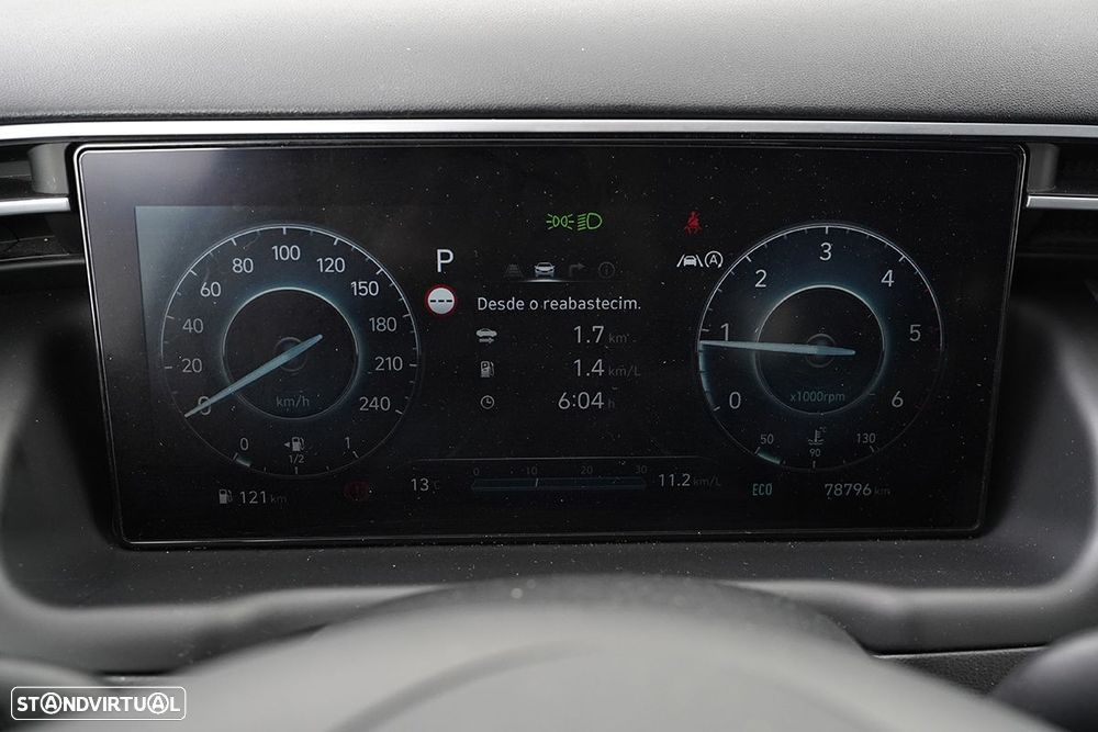 Hyundai Tucson 1.6 CRDi Vanguard DCT - 16