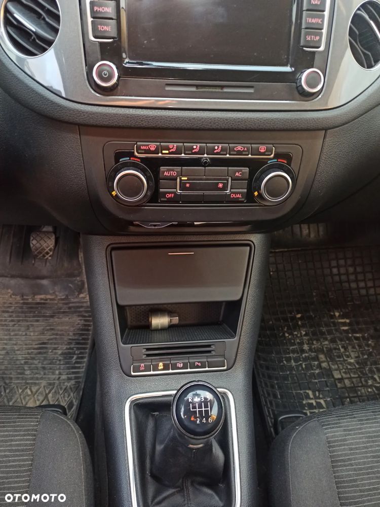 Volkswagen Tiguan 2.0 TDI BlueMot Trend&Fun - 14