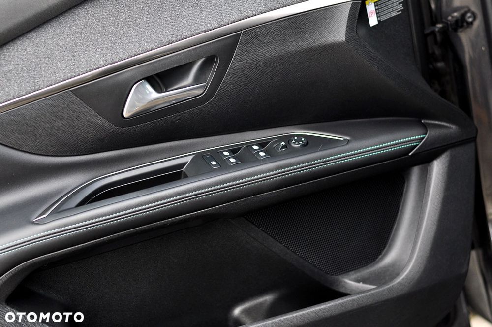 Peugeot 5008 BlueHDi 180 EAT8 Roadtrip - 39