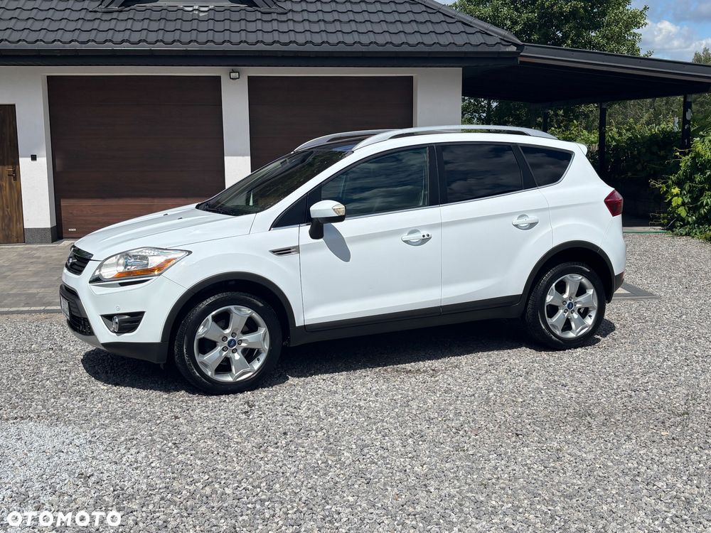 Ford Kuga 2.5 4x4 Titanium - 33