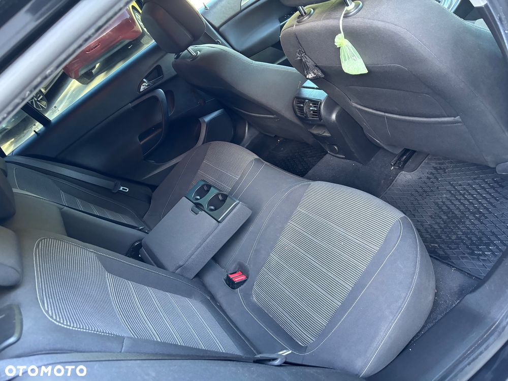 Opel Insignia - 16
