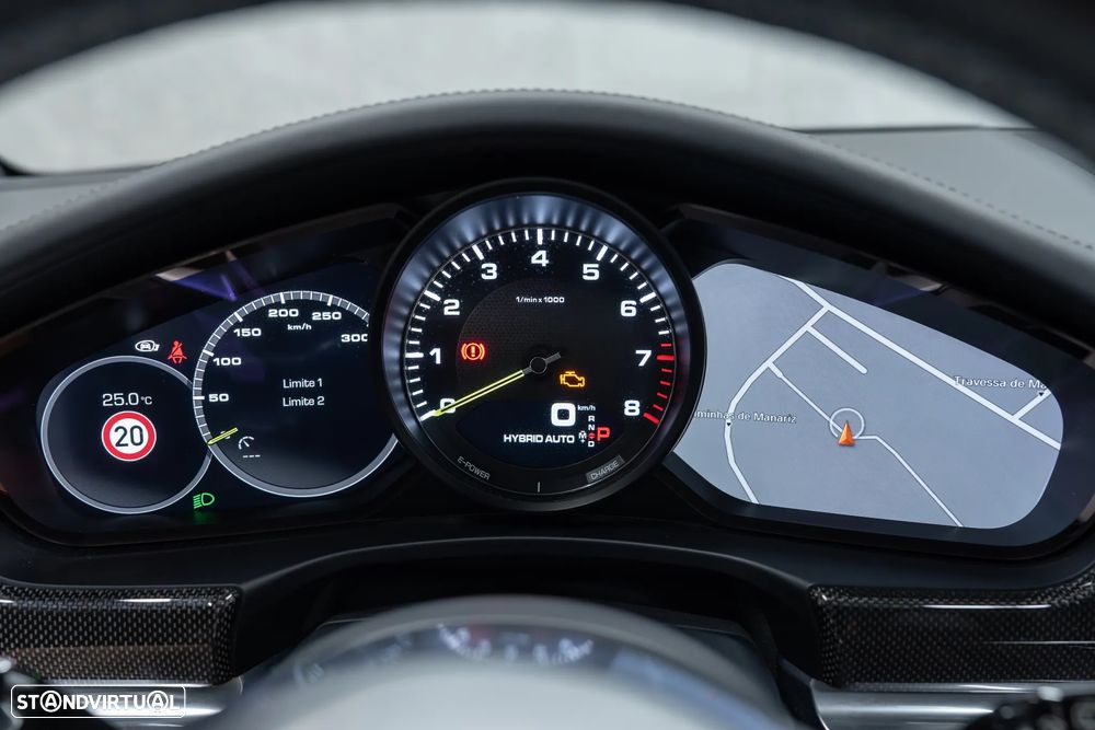 Porsche Panamera Sport Turismo 4 E-Hybrid - 31