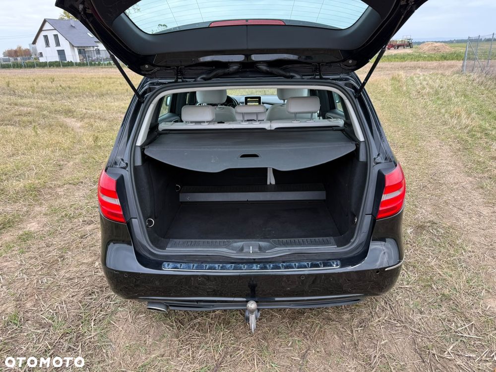 Mercedes-Benz Klasa B 180 CDI BlueEFFICIENCY Edition 1 - 32
