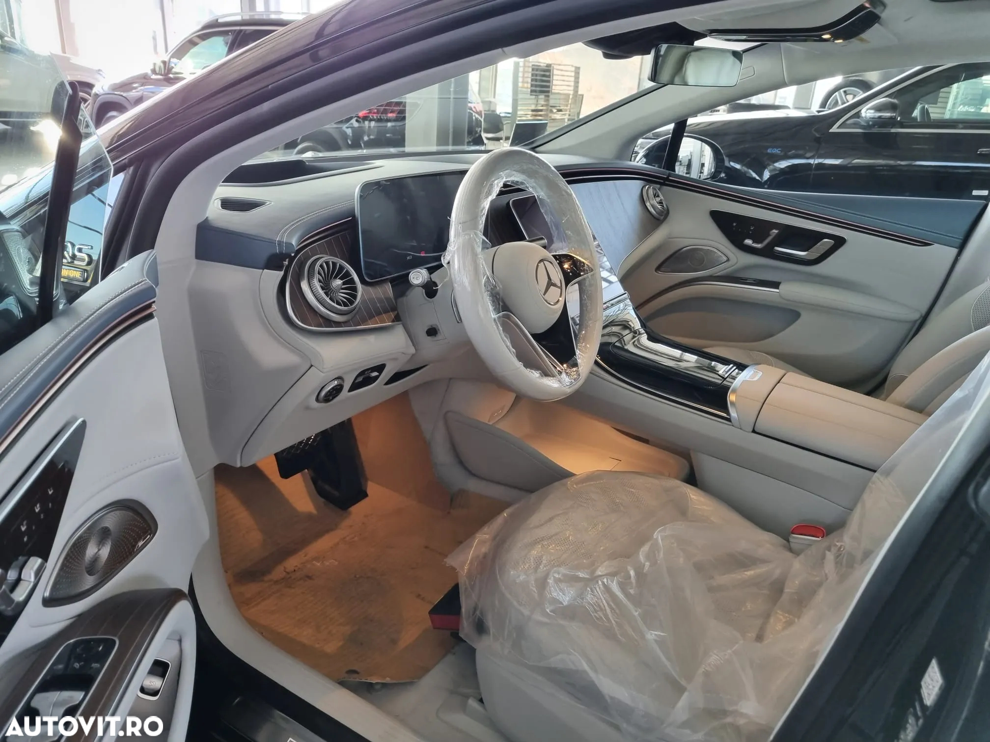 Mercedes-Benz EQS 450 4MATIC - 28