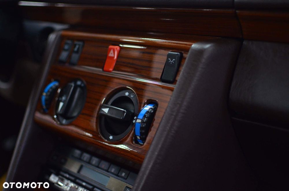 Mercedes-Benz W124 (1984-1993) - 13