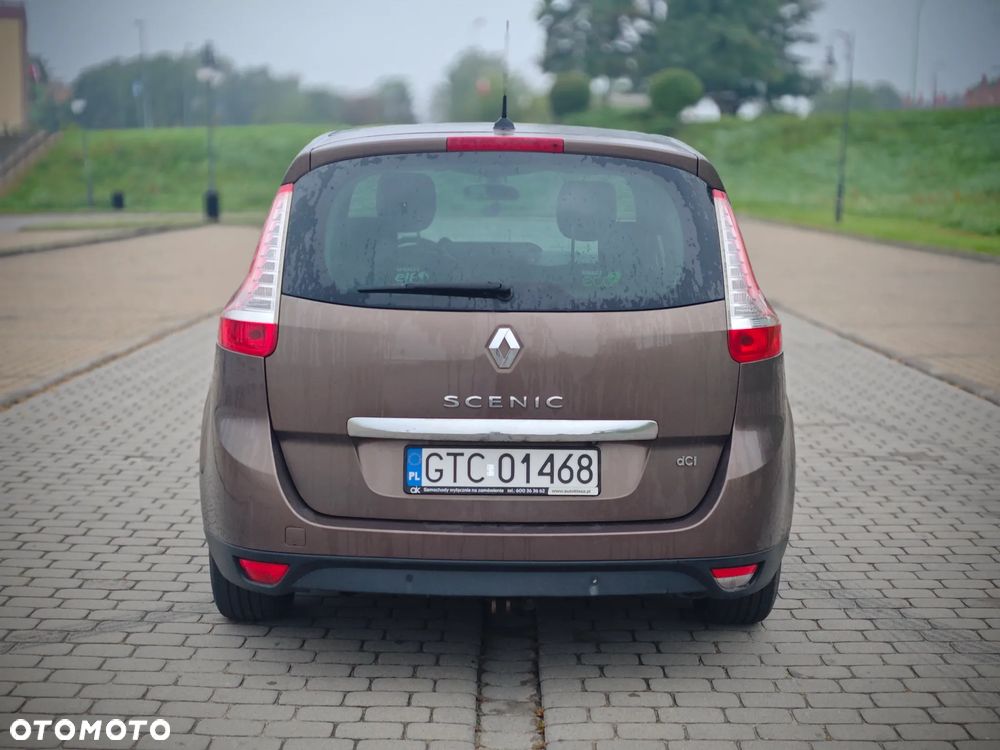 Renault Scenic 1.6 dCi Energy Bose Edition S&S - 6