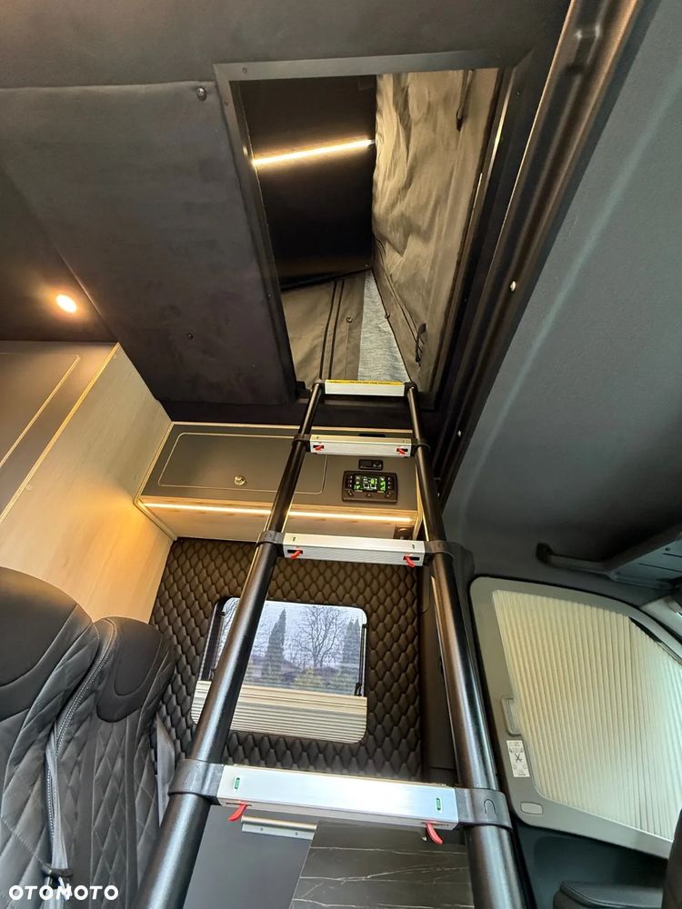 Mercedes-Benz Sprinter 319 CDI 4x4 - 10