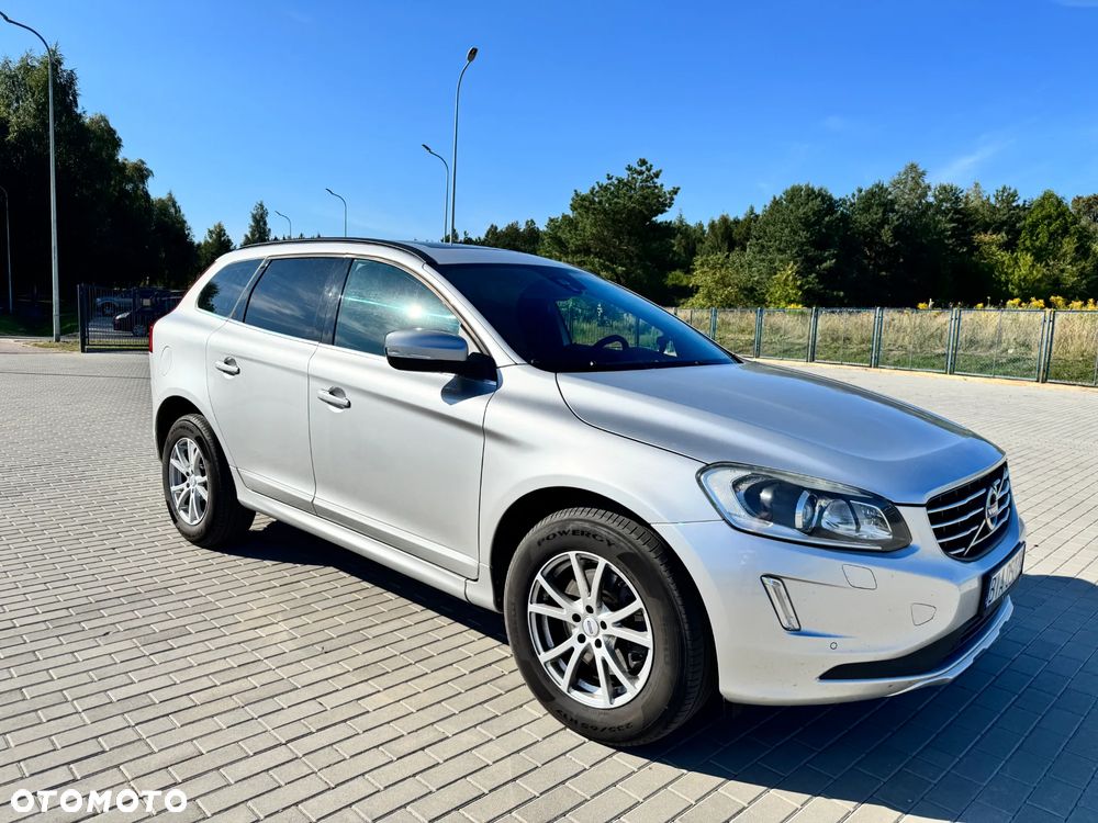 Volvo XC 60 D4 Drive-E Momentum - 1