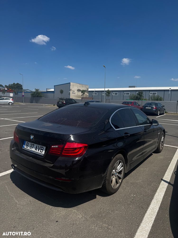 BMW Seria 5 ver-520d-at - 3