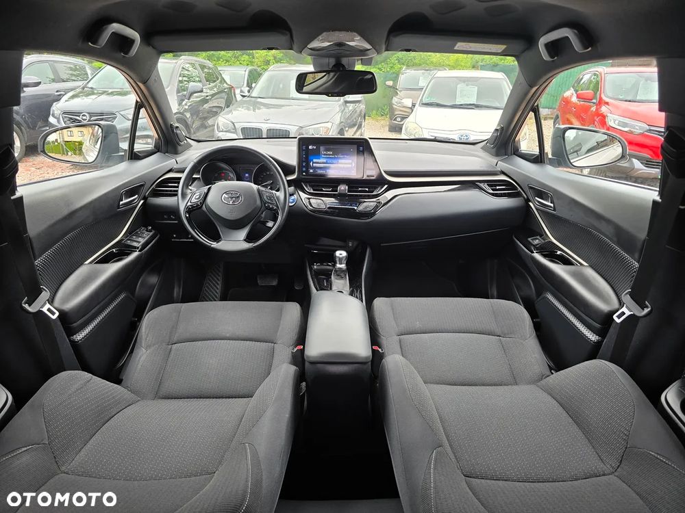 Toyota C-HR Business-Edition - 15