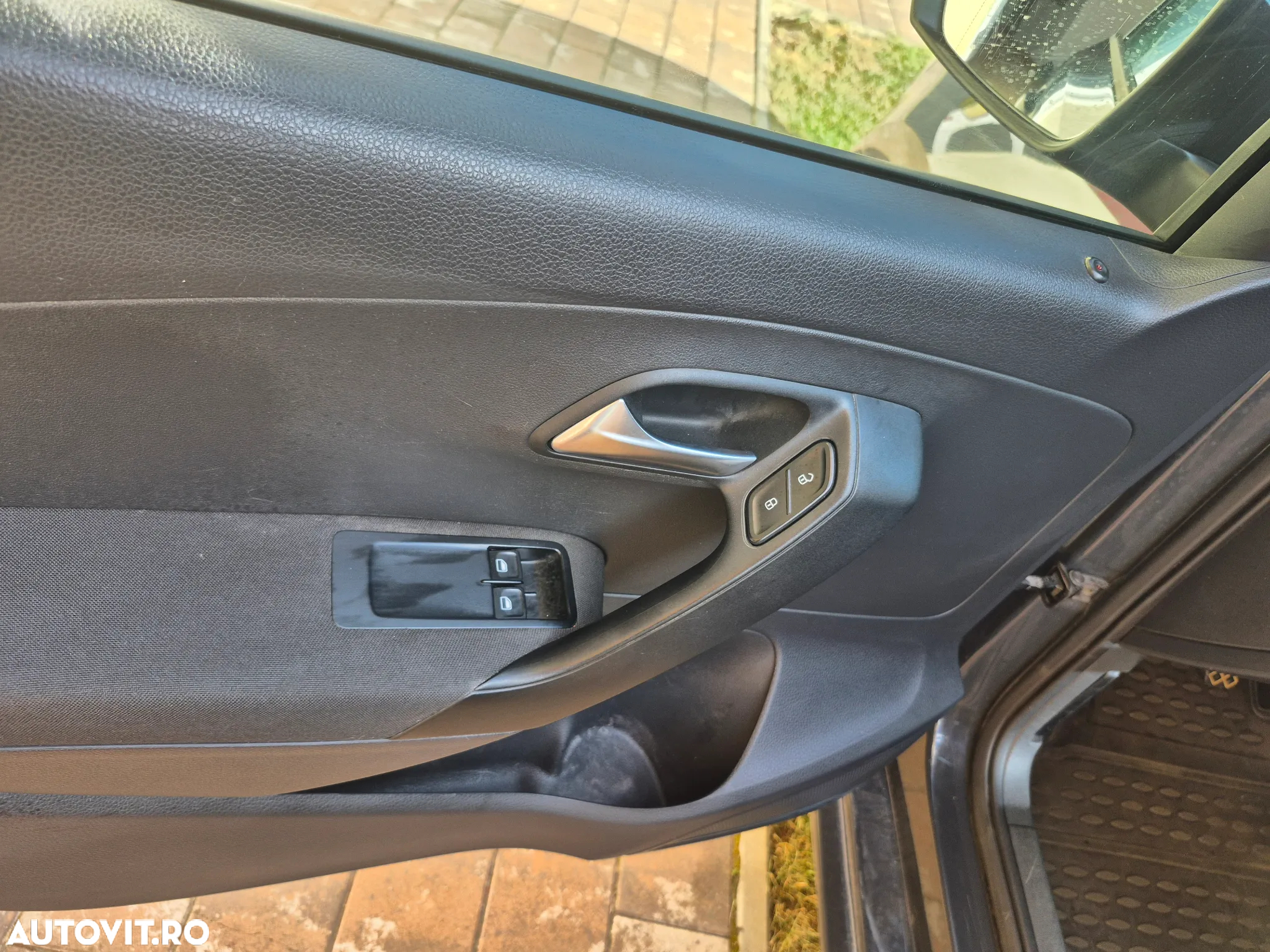 Volkswagen Polo - 15