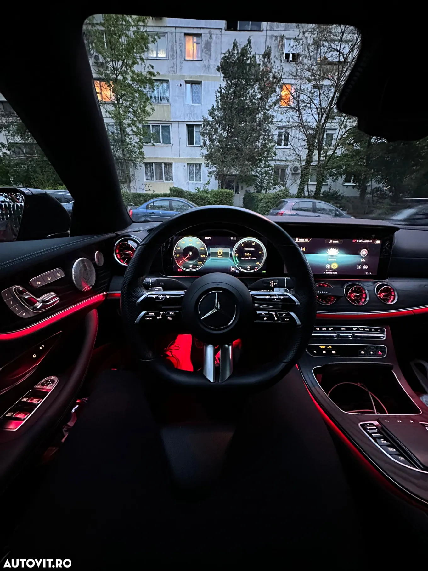 Mercedes-Benz E 220 d 4Matic Coupe 9G-TRONIC Night Edition - 20