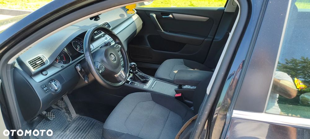 Volkswagen Passat 2013 photo 5