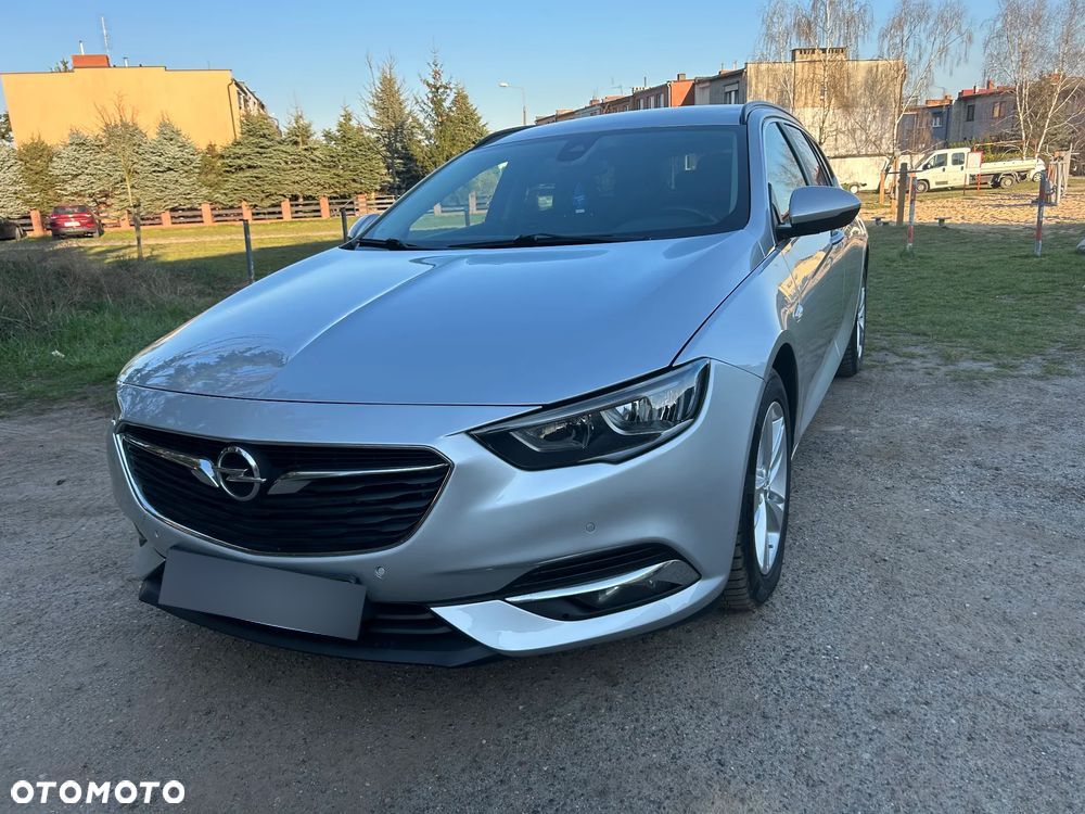 Opel Insignia - 1