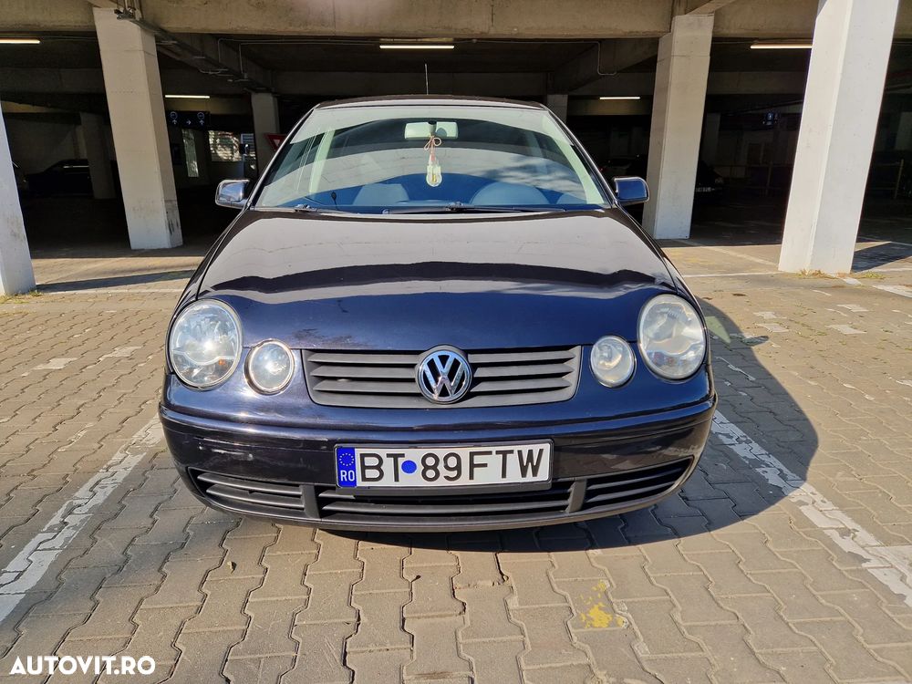 VOLKSWAGEN Polo