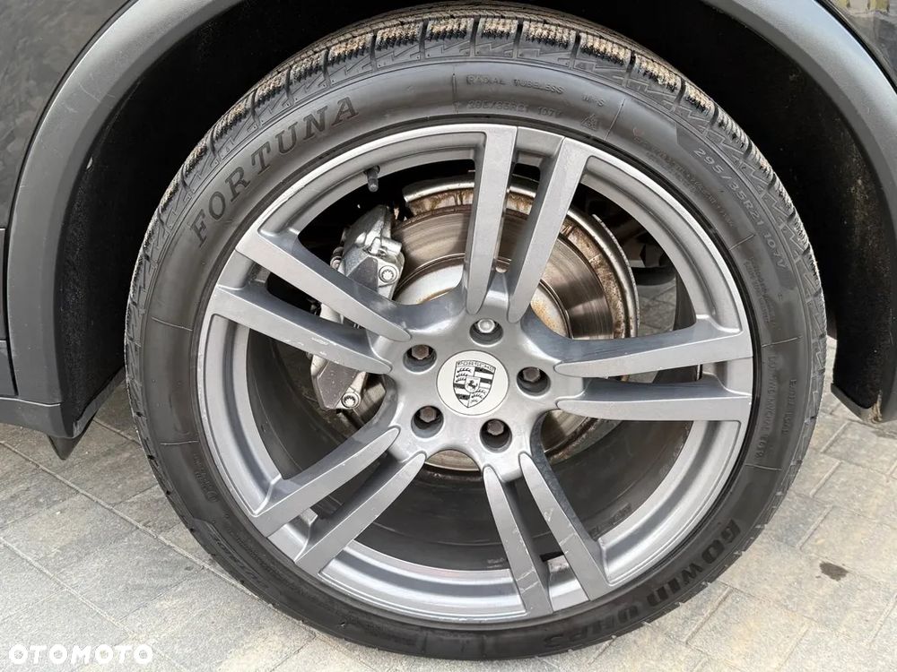 Porsche Cayenne Diesel Platinum Edition - 30