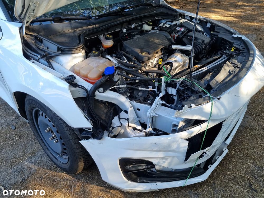 Ford Focus 1.5 EcoBlue Start-Stopp-System COOL&CONNECT DESIGN - 11