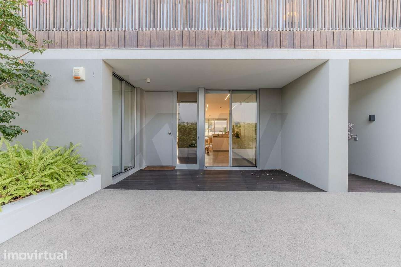 Moradia T5 com piscina privativa, jardim e vista mar | Paço de Arcos - Grande imagem: 5/43