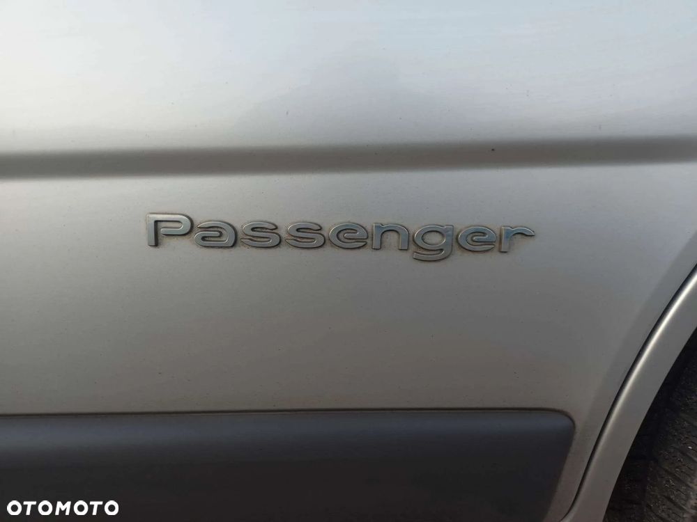 Renault Trafic 2.0 dCi 115 Passenger FAP L2H1 Expression - 12