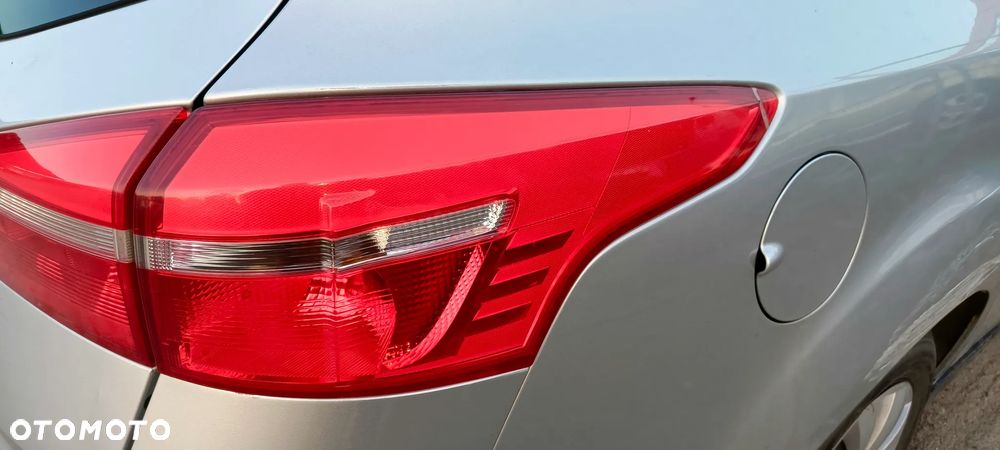LAMPA LEWY TYL PRAWY TYL FORD FOCUS MK3 KOMBI LIFT - 5