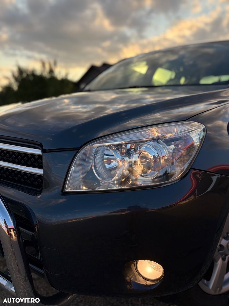 Toyota RAV4 2.2 D-4D Executive - 22