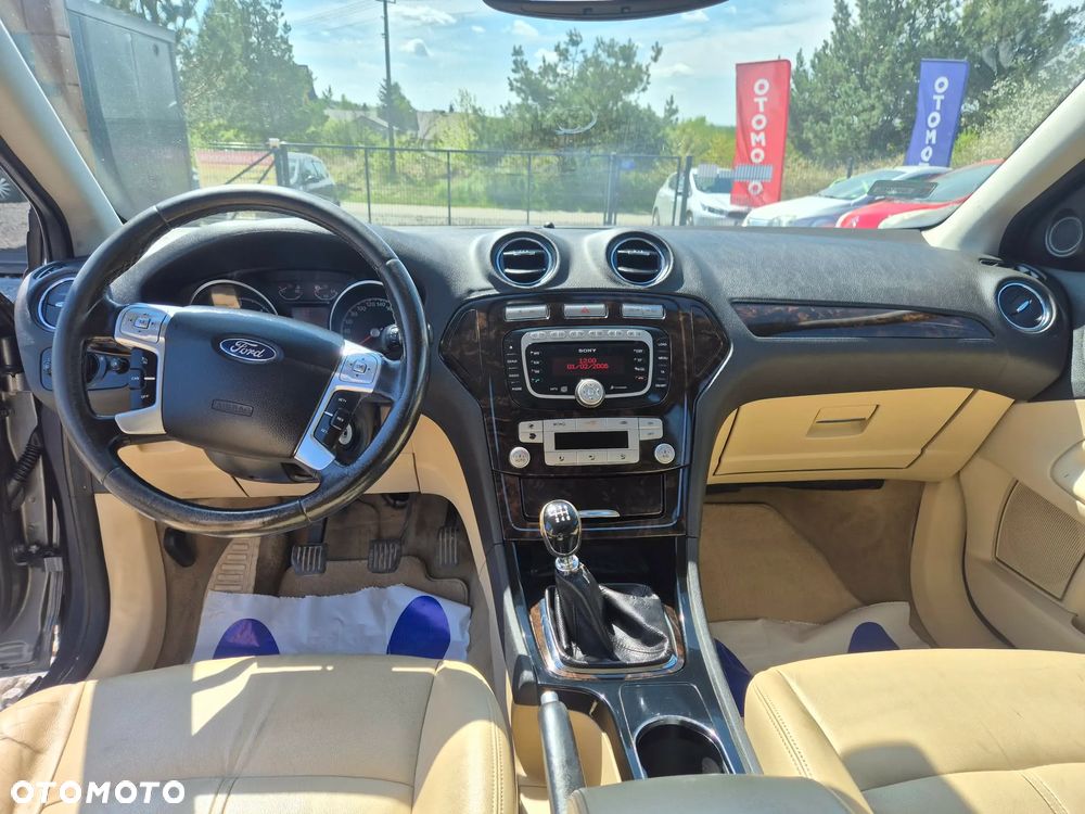 Ford Mondeo 2.0 TDCi Titanium - 22