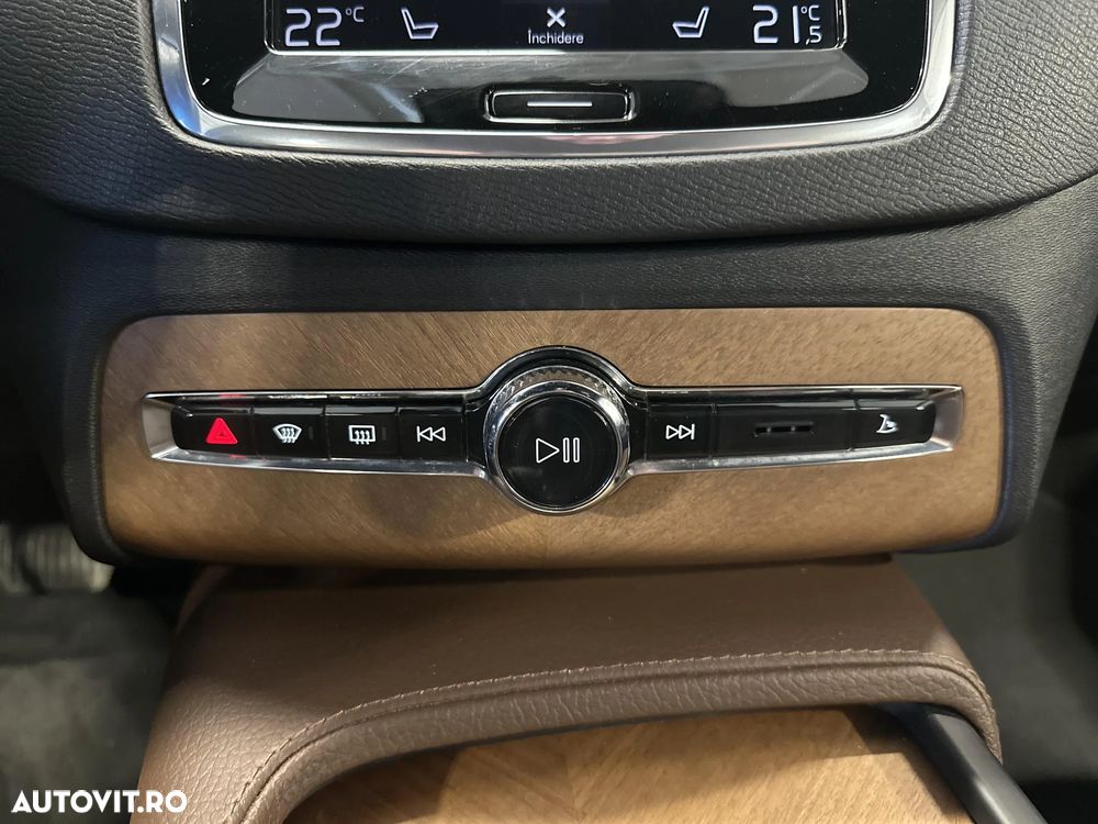 Volvo XC 90 T8 eAWD Momentum Pro - 19