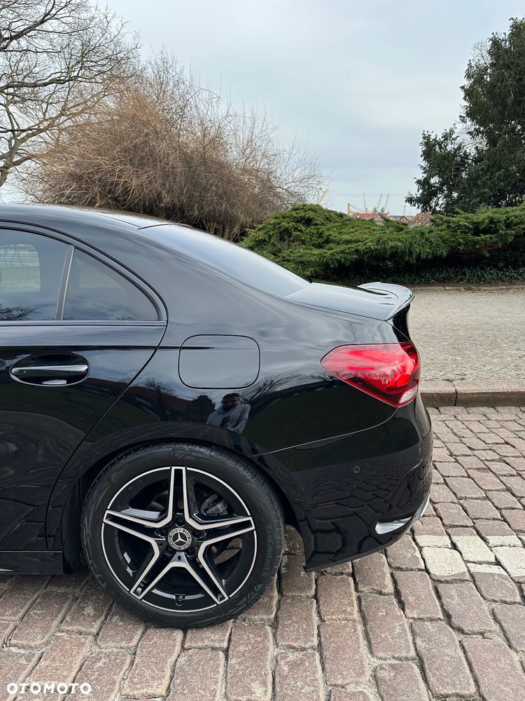 Mercedes-Benz Klasa A 180 7G-DCT Lim AMG Line Advanced Plus - 15