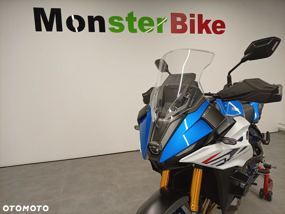 Suzuki GSX - 7