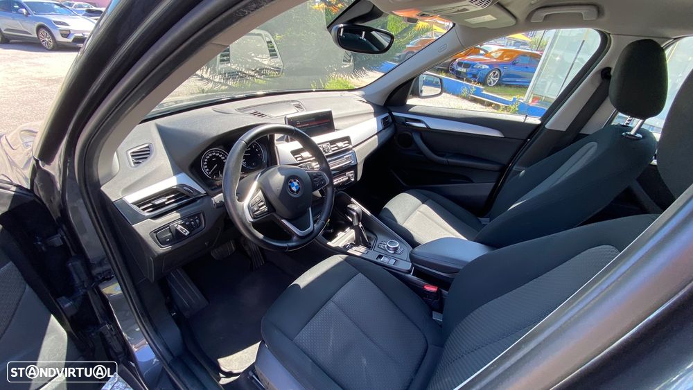 BMW X1 25 e xDrive Corporate Edition - 23