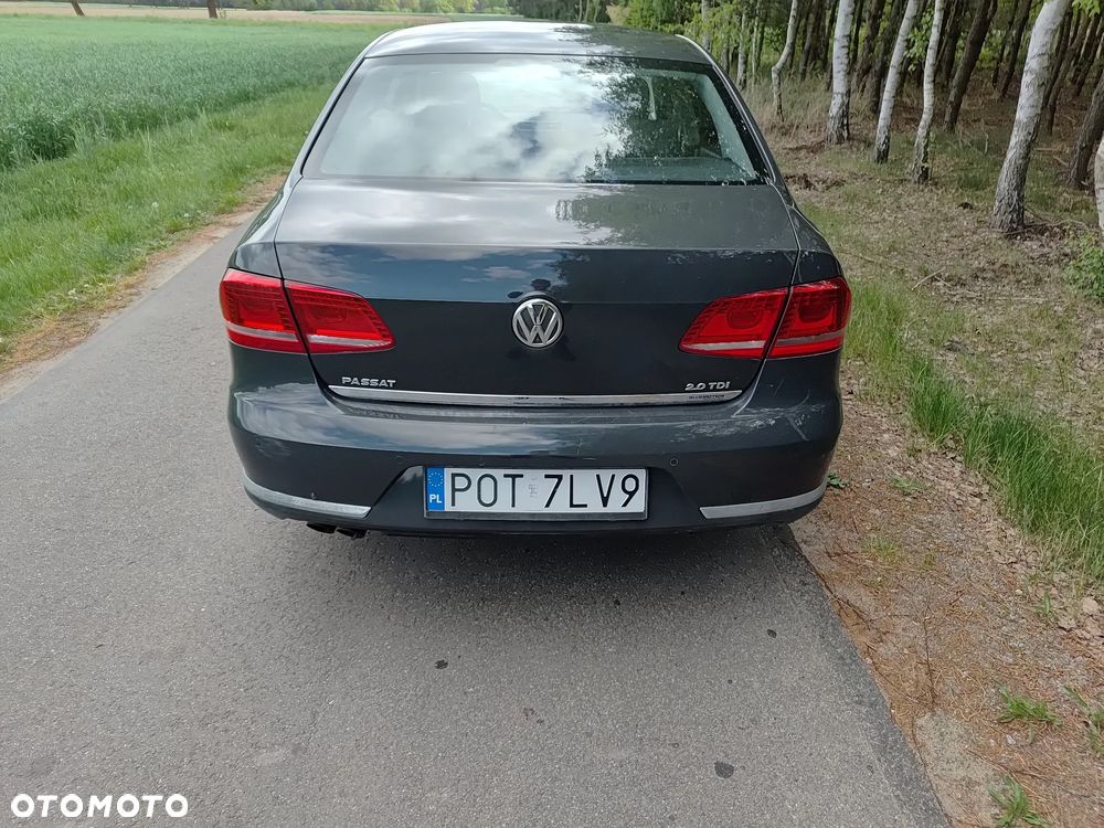 Volkswagen Passat 2.0 TDI Comfortline DSG - 7