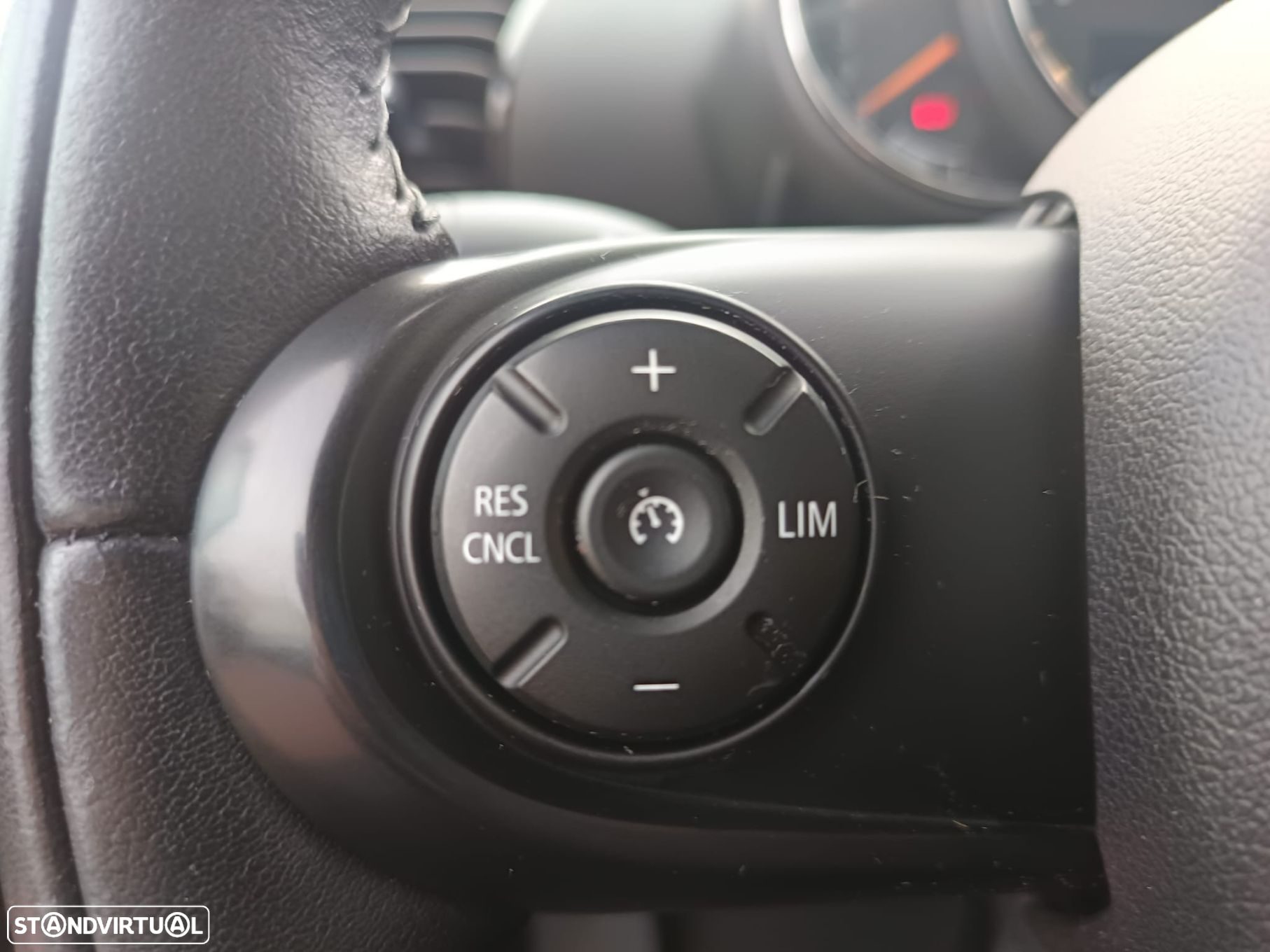 MINI Clubman One D - 19