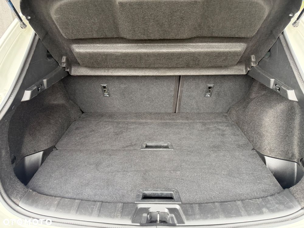 Nissan Qashqai 1.3 DIG-T N-Tec - 27