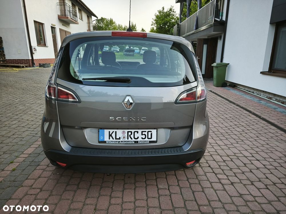 Renault Scenic 1.6 16V 110 TomTom Edition - 13