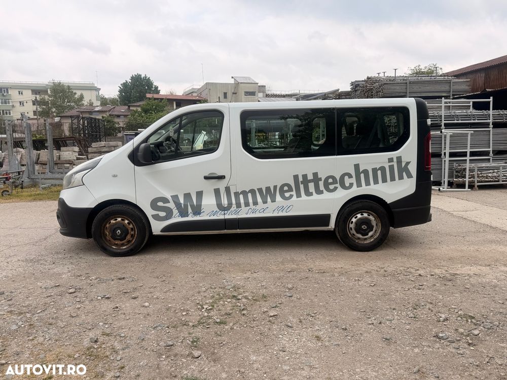 Renault Trafic Combi L2H1 8+1 Authentique - 4