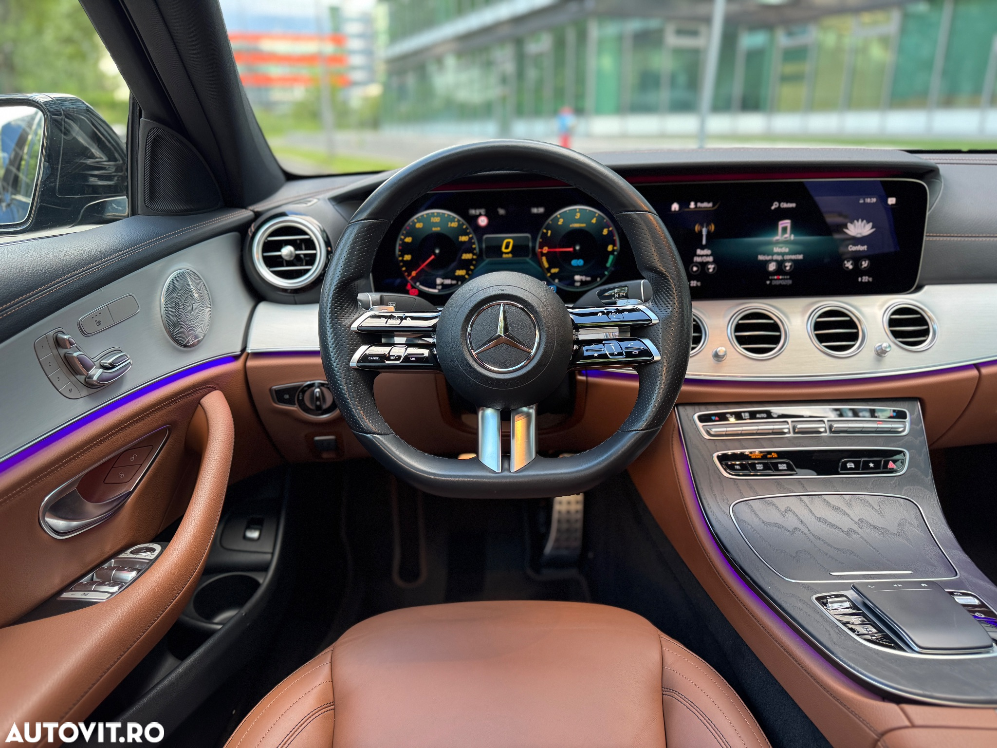 Mercedes-Benz E 300 de T 9G-TRONIC AMG Line - 14