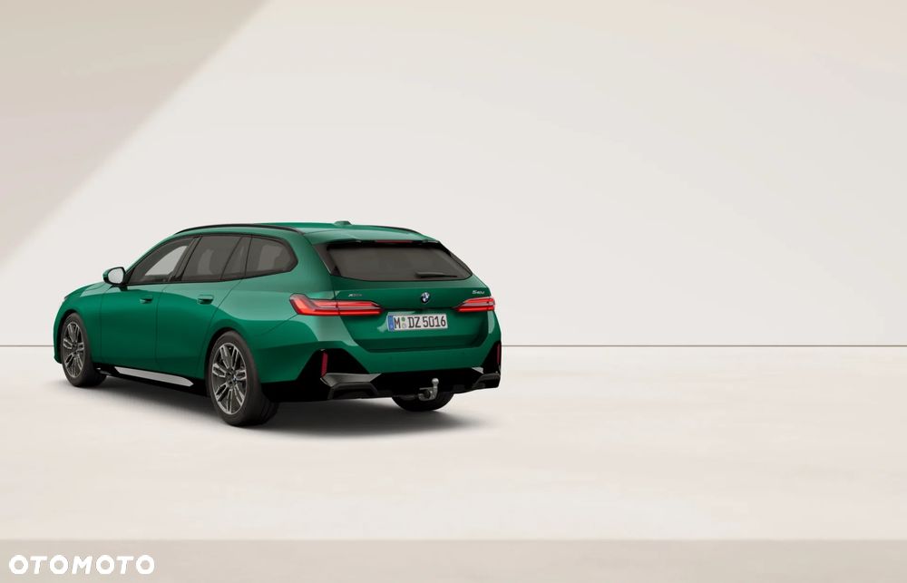BMW Seria 5 540d xDrive mHEV - 8
