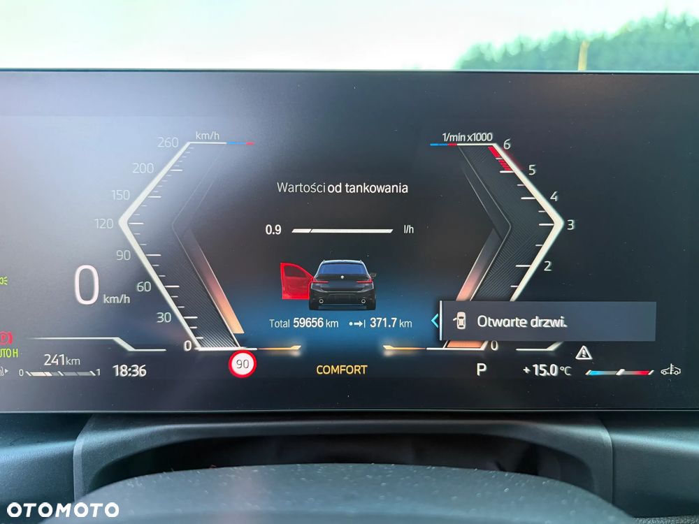 BMW Seria 3 330d xDrive - 16