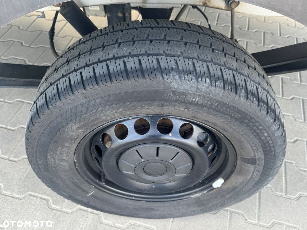 MAN 4X4 / TGE 3.140 DOKA 7-osobowa - 18