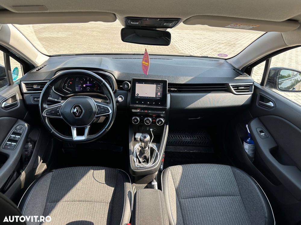 Renault Clio - 6