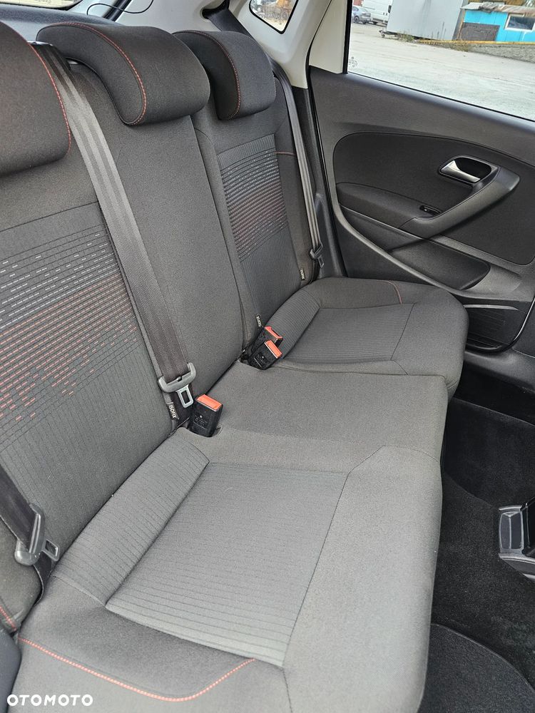 Volkswagen Polo - 18