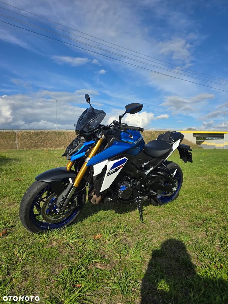 Suzuki GSX 1000 - 1
